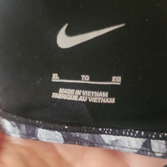 Nike Black and Gray Women's Swimwear - Picture 2 of 7